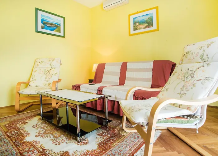 Familienwohnung In By Interhome * Malinska