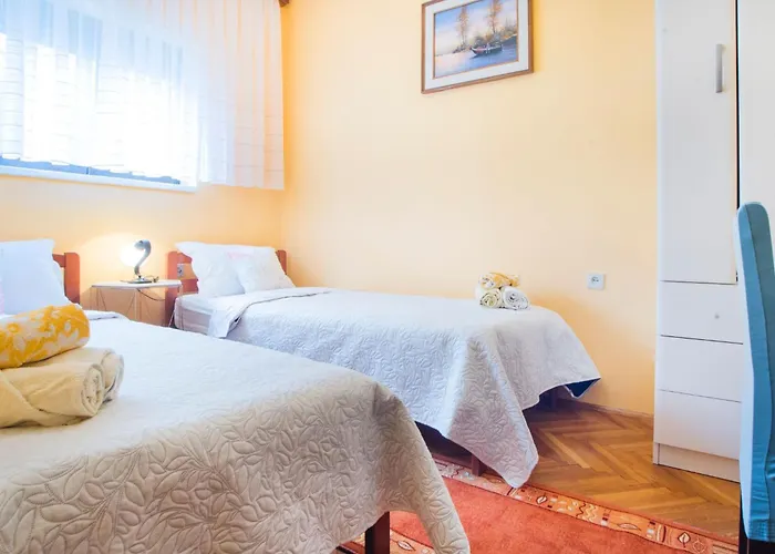 Appartement Familienwohnung In By Interhome Malinska